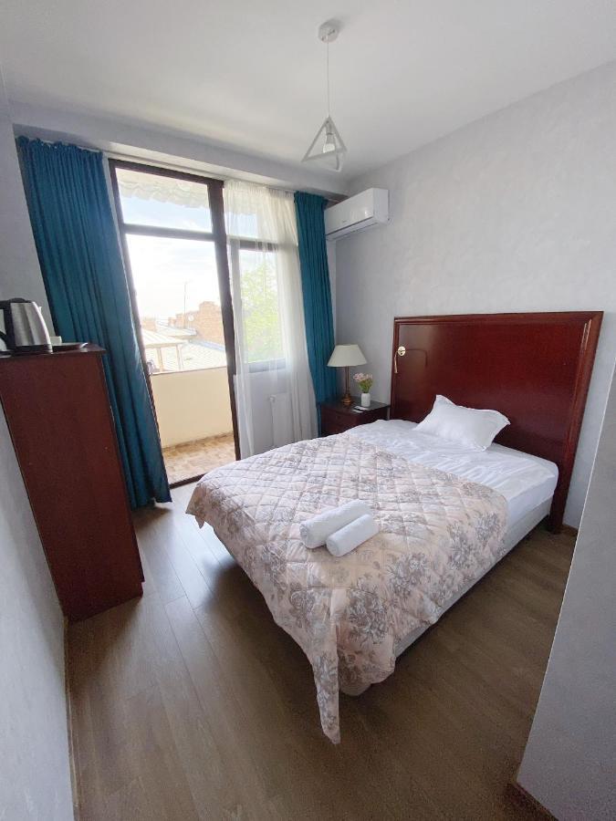 Chonkadzehotel Tiflis Exterior foto