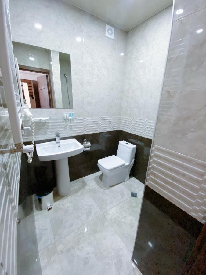 Chonkadzehotel Tiflis Exterior foto